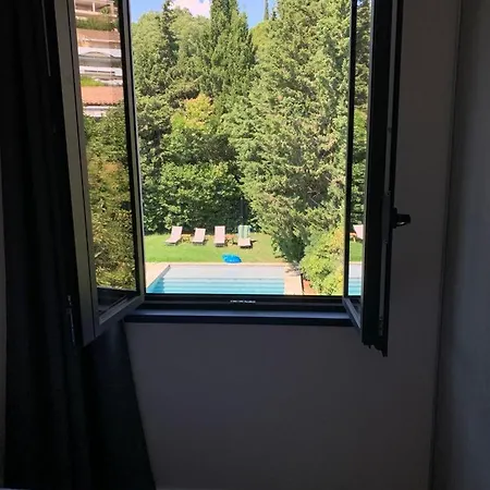 호텔 Particulier - Hpc Centre - Parking Securise & Piscine Chauffee 카시스