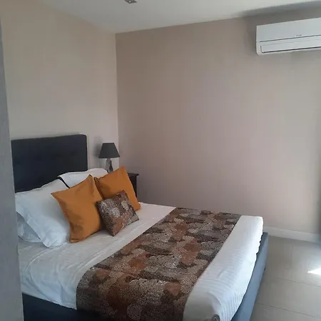 Hotel Hpc Suites - Cassis Centre - Parking Gratuit & Piscine Chauffee