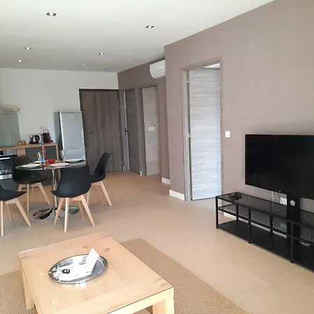 Hpc Suites - Cassis Centre - Parking Gratuit & Piscine Chauffee 4*