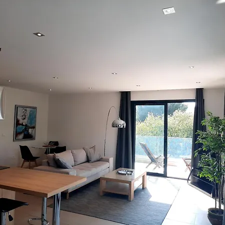 Hpc Suites - Cassis Centre - Parking Gratuit & Piscine Chauffee 4* Cassis