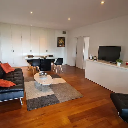 호텔 Particulier - Hpc Centre - Parking Securise & Piscine Chauffee 4*