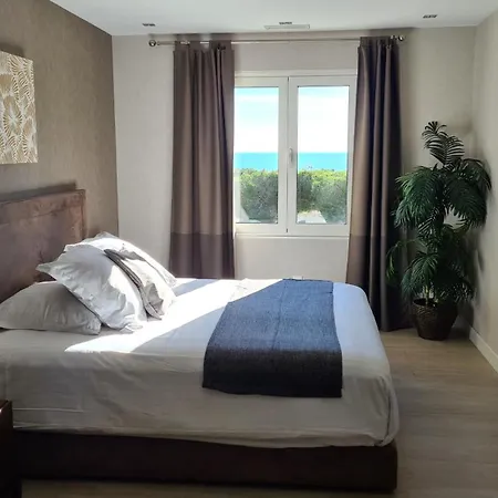 Hotel Hpc Suites - Cassis Centre - Parking Gratuit & Piscine Chauffee 4*