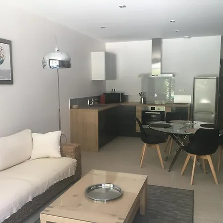 Hpc Suites - Cassis Centre - Parking Gratuit & Piscine Chauffee Cassis