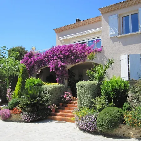 Hotel Hpc Suites - Cassis Centre - Parking Gratuit & Piscine Chauffee