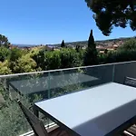 Particulier - Hpc Centre - Parking Securise & Piscine Chauffee Cassis