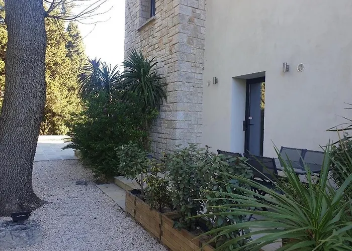 Particulier - Hpc Centre - Parking Securise & Piscine Chauffee Cassis