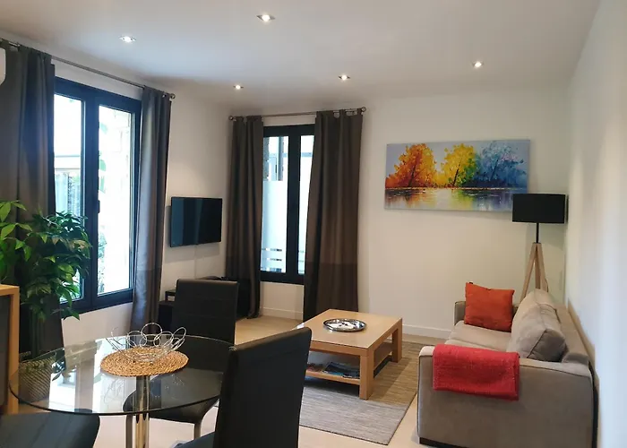 Hotel Hotel Particulier Cassis - Hpc Suites Cassis Centre - Parking Securise & Piscine Chauffee