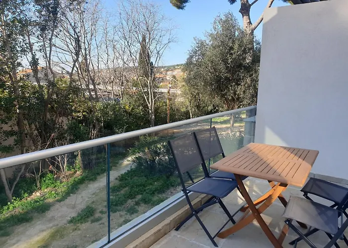 Hotel Hotel Particulier Cassis - Hpc Suites Cassis Centre - Parking Securise & Piscine Chauffee